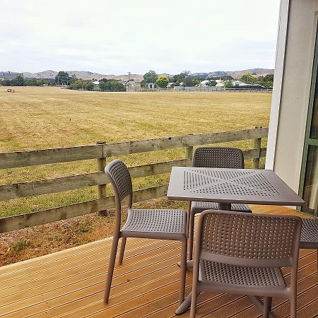 Martinborough Top 10 Holiday Park Eksteriør billede